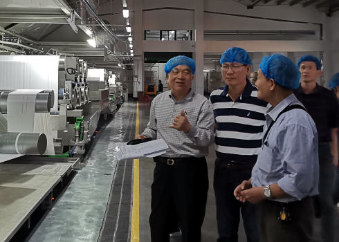 市工信委員蒞臨裕忠(福建)新材料科技有限公司“數(shù)字化車間”現(xiàn)場認定